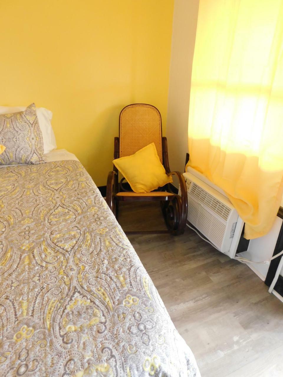 Spruce Pine Inn Εξωτερικό φωτογραφία